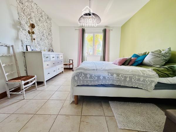 Maison 9 pièce(s) 4 chambre(s) 203.92 m²