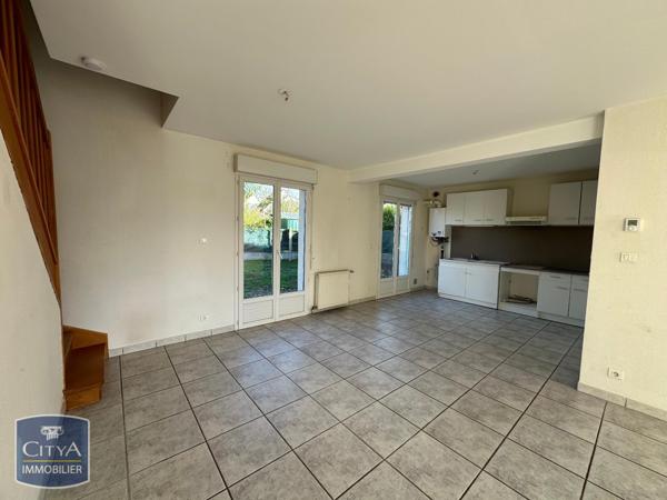 Maison à louer 4 pièces 81.89m²