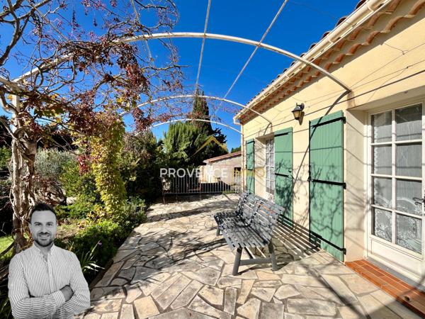 Eyguières (13430) Villa 150m² - Plain pied - 4 chambres - Piscine - Terrain de 5737m²