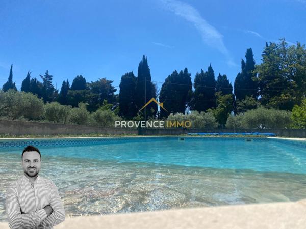 Eyguières (13430) Villa 150m² - Plain pied - 4 chambres - Piscine - Terrain de 5737m²