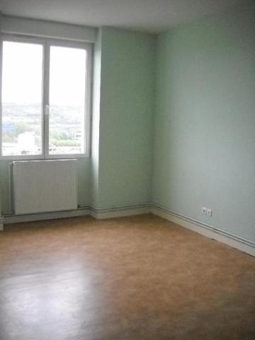 Appartement 3 pièces de 64 m² à Saint etienne