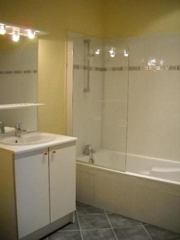 Appartement 3 pièces de 64 m² à Saint etienne