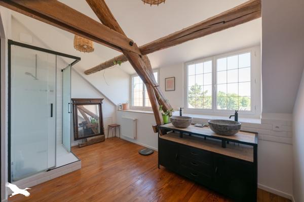 Maison à vendre 929 000 € Viarmes 15 p 390 m² DPE E