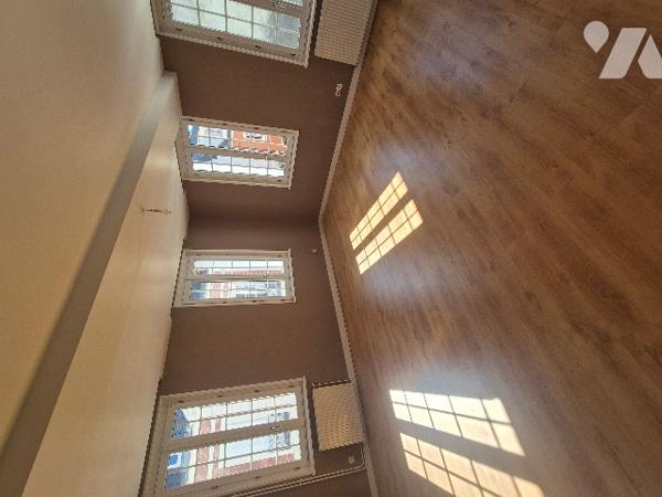 Maison de ville avec cour privative