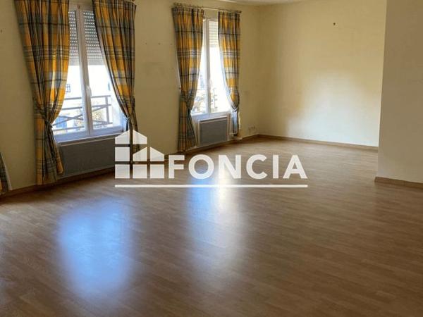 Location Appartement 3 pièces 84.2 m² - 16/18 RUE DES PRES DU ROI Coulommiers 77120