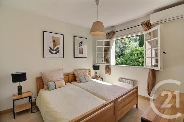 Maison à vendre  7 pièces - 200 m 2   LE BAR SUR LOUP  - 06