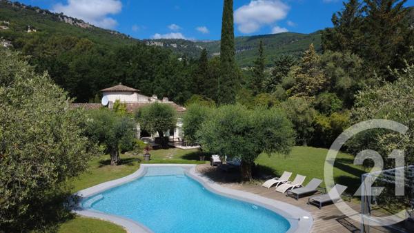 Maison à vendre  7 pièces - 200 m 2   LE BAR SUR LOUP  - 06