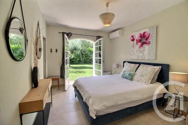 Maison à vendre  7 pièces - 200 m 2   LE BAR SUR LOUP  - 06