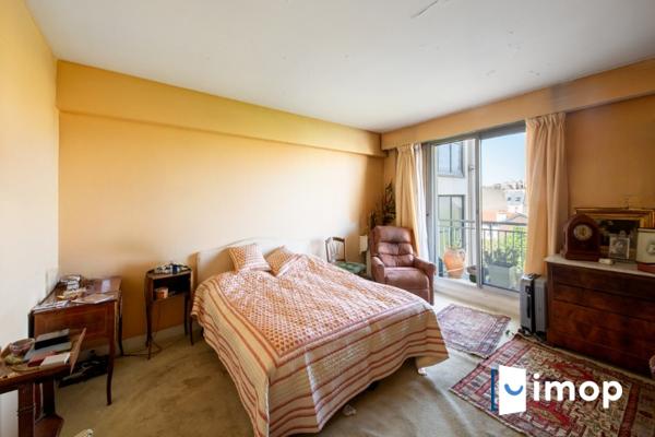 Av des Ternes – Exceptionnel 5 pièces de 152m² au 5e étage avec 2 grands balcons