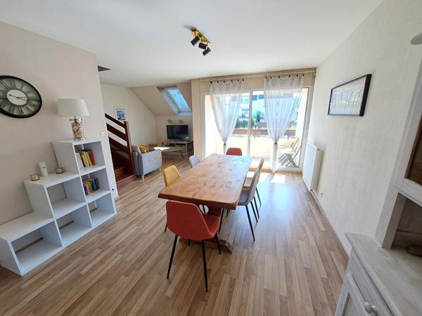 Appartement duplex 86 m² lumineux proche plage et centre ville