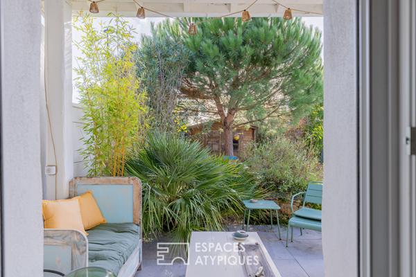 Ancienne longère revisitée avec piscine et jardin arboré