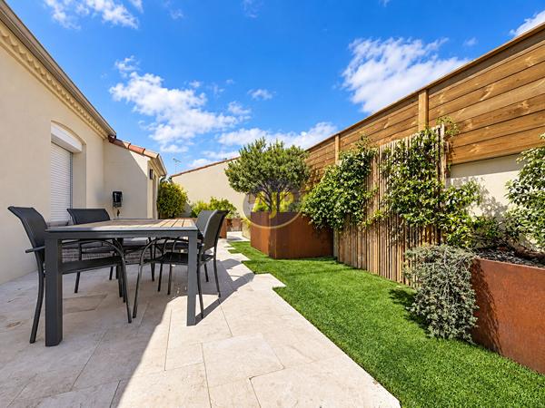 Maison à vendre Saint Jean De Monts - 3 pièces, 91m² avec 2 chambre(s) à 298 900€ - AJP Immobilier Saint-Jean-de-Monts
