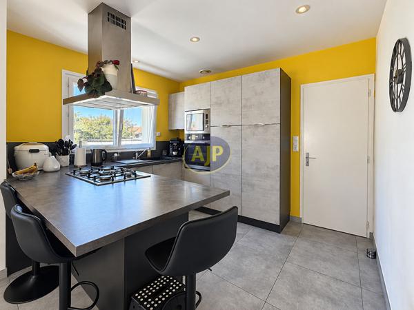 Maison à vendre Saint Jean De Monts - 3 pièces, 91m² avec 2 chambre(s) à 298 900€ - AJP Immobilier Saint-Jean-de-Monts