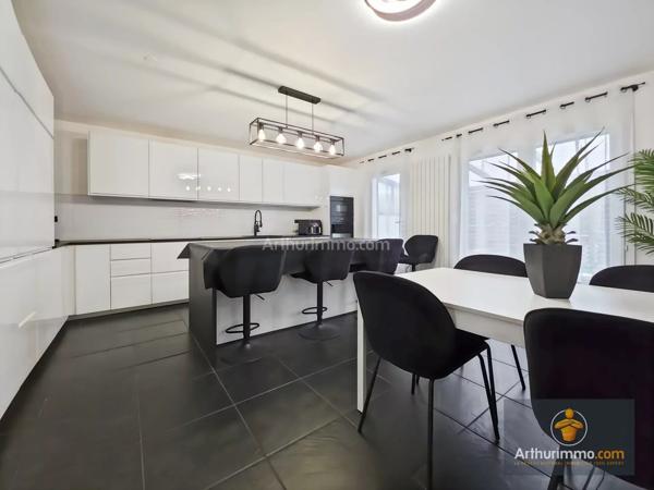 Vente                                                      Maison
                        
                     4 pièces                      88 m2                     à Bondoufle