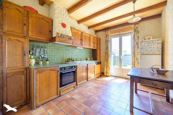 Maison à vendre 514 500 € L'Houmeau 6 p 153 m² DPE D