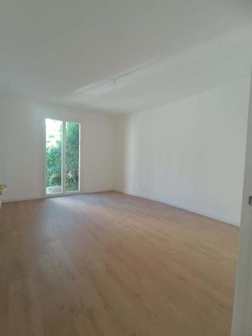 Maison Saint Chamas 4 pièce(s) 80 m2 avec JARDIN ET COURS