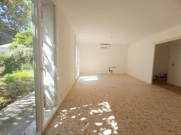 Maison Saint Chamas 4 pièce(s) 80 m2 avec JARDIN ET COURS