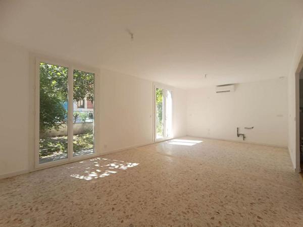 Maison Saint Chamas 4 pièce(s) 80 m2 avec JARDIN ET COURS