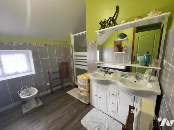 Belle propriété rurale de 357m² habitable avec dépendances et gite de 12 personnes sur VIVOIN