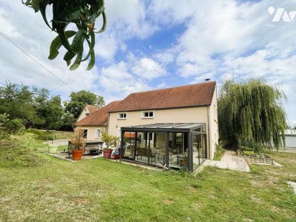 Belle propriété rurale de 357m² habitable avec dépendances et gite de 12 personnes sur VIVOIN