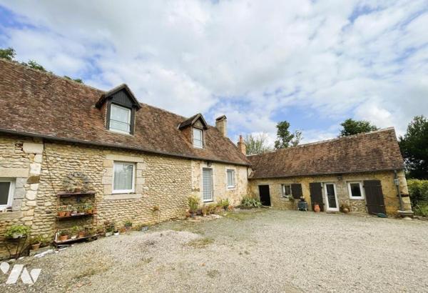 Belle propriété rurale de 357m² habitable avec dépendances et gite de 12 personnes sur VIVOIN