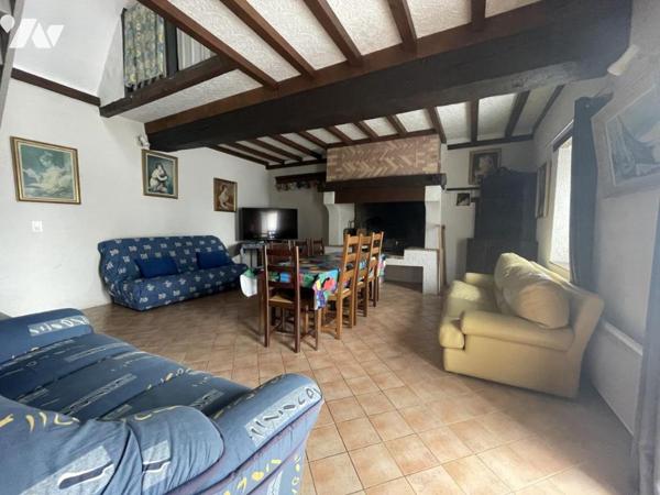 Belle propriété rurale de 357m² habitable avec dépendances et gite de 12 personnes sur VIVOIN