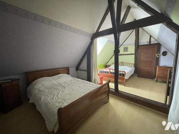 Belle propriété rurale de 357m² habitable avec dépendances et gite de 12 personnes sur VIVOIN