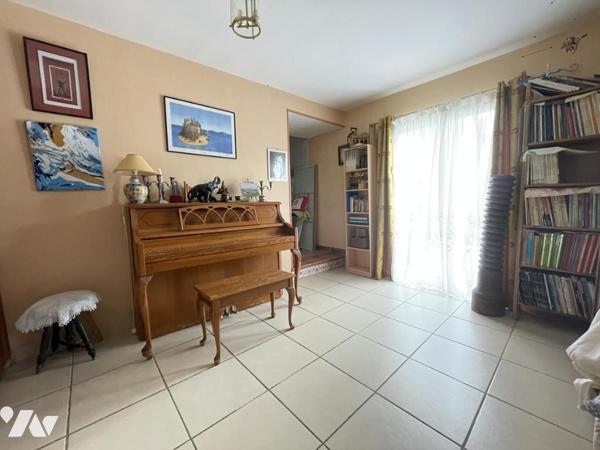 Belle propriété rurale de 357m² habitable avec dépendances et gite de 12 personnes sur VIVOIN