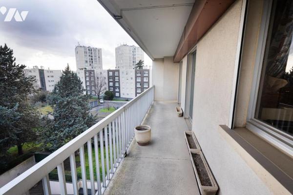 Appartement 4 pièces de 104 m² à vendre à Épinay-sur-Seine.