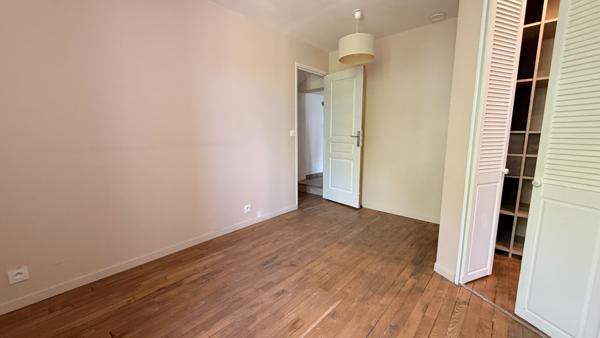 Maison Saint Jean De La Ruelle 152 m2