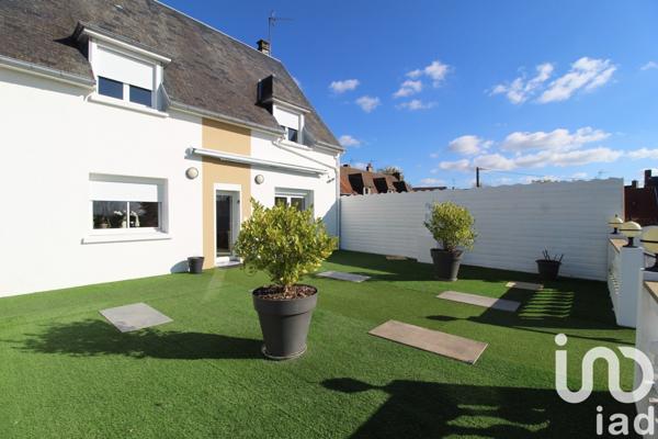 Maison traditionnelle 3 pièces de 108 m² à Saint-Pair-sur-Mer (50380)