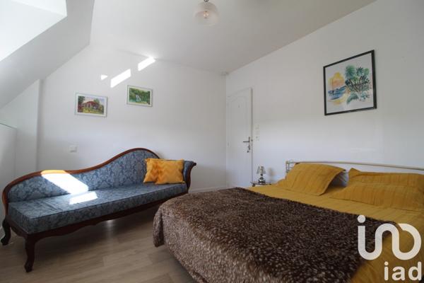 Maison traditionnelle 3 pièces de 108 m² à Saint-Pair-sur-Mer (50380)