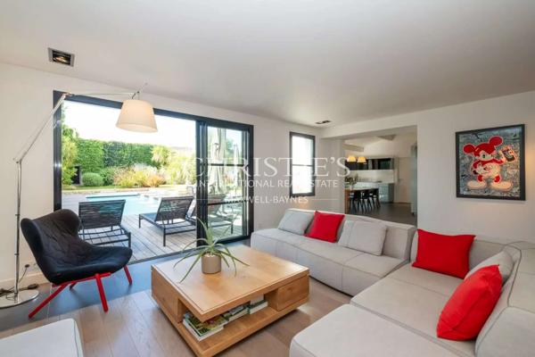 Maison d’architecte ancien clos, 190 m², histoire et modernité au cœur de La Flotte