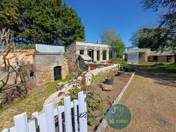 Vente / Maison T6 à Doué la Fontaine (49700)