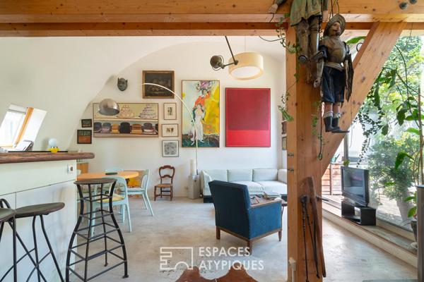 Maison contemporaine avec patio et terrasse