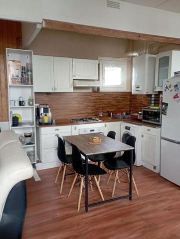 APPARTEMENT DUPLEX - DEUX CHAMBRES
