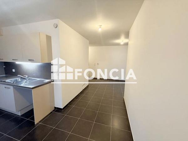 Location Studio 25 m² - Saint Julien En Genevois 74160