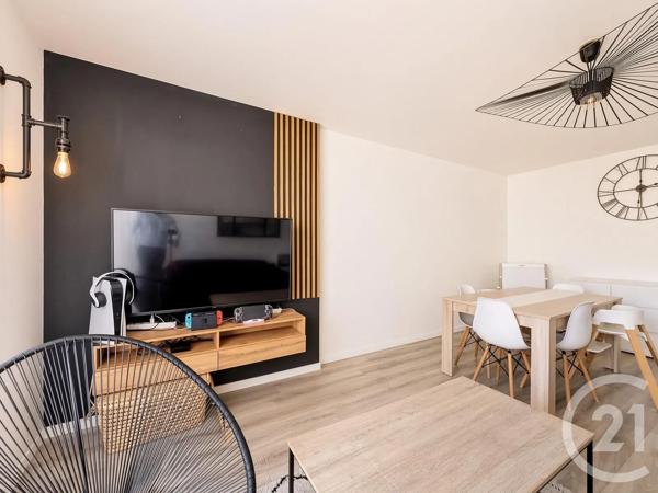 Appartement F3 à vendre  3 pièces - 64,56 m 2   FRESNES  - 94