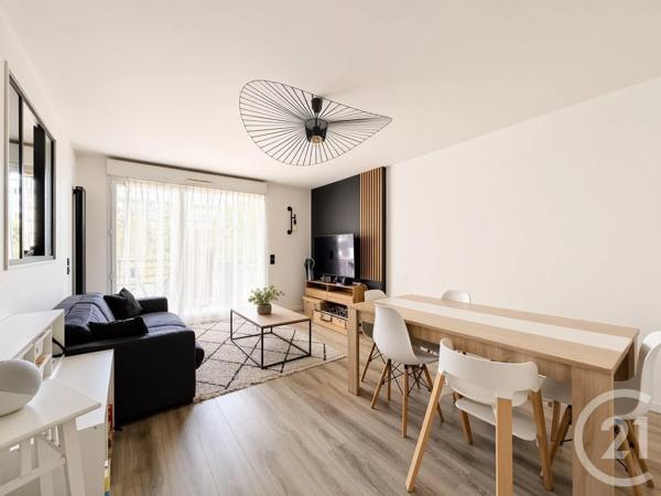Appartement F3 à vendre  3 pièces - 64,56 m 2   FRESNES  - 94