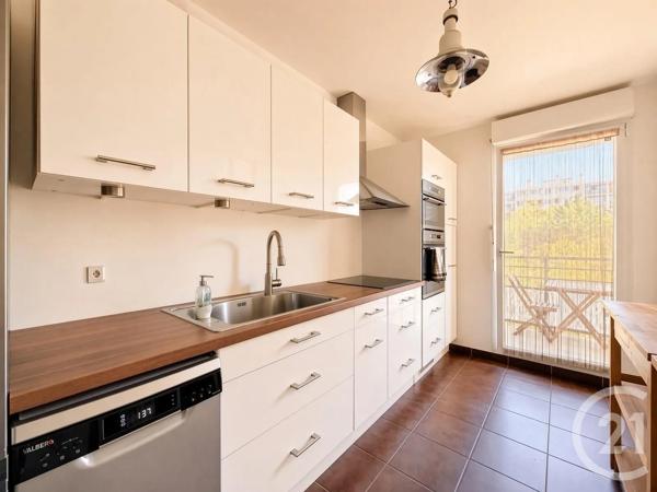 Appartement F3 à vendre  3 pièces - 64,56 m 2   FRESNES  - 94