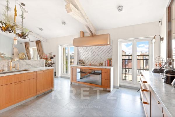 Paris 3e - Haut Marais - Appartement en dernier étage avec terrasses d'environ 60m2 en rooftop