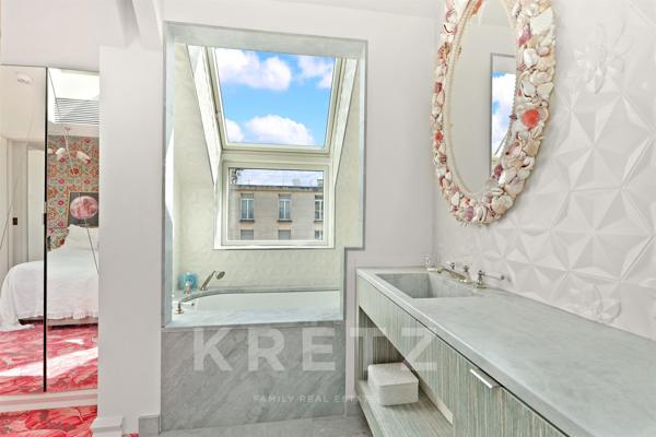 Paris 3e - Haut Marais - Appartement en dernier étage avec terrasses d'environ 60m2 en rooftop