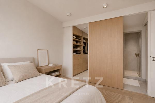 Paris 3e - Haut Marais - Appartement en dernier étage avec terrasses d'environ 60m2 en rooftop