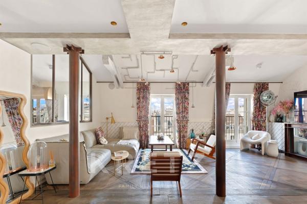 Paris 3e - Haut Marais - Appartement en dernier étage avec terrasses d'environ 60m2 en rooftop