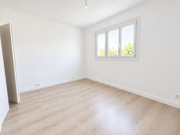 Maison Saint Nazaire 3 pièce(s) 62 m2