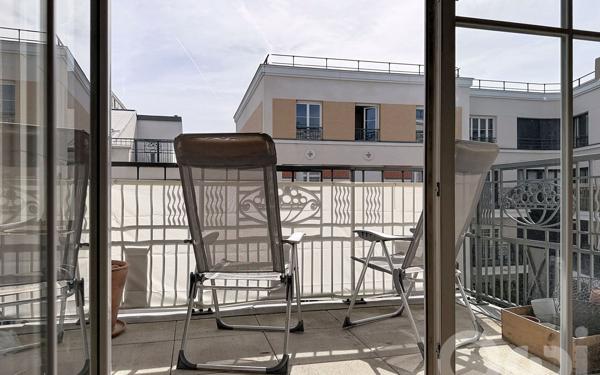 Appartement à vendre    3 pièces • 61,56 m2 Maisons-Alfort