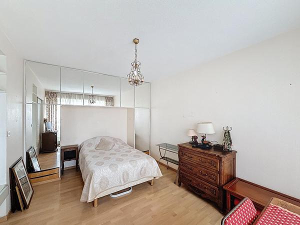 Appartement lumineux avec balcon