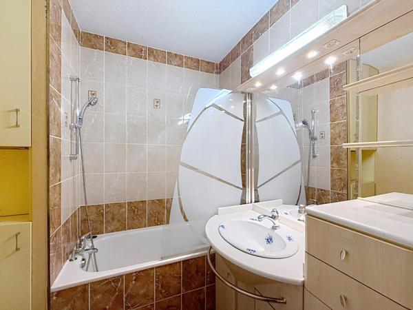 Appartement lumineux avec balcon