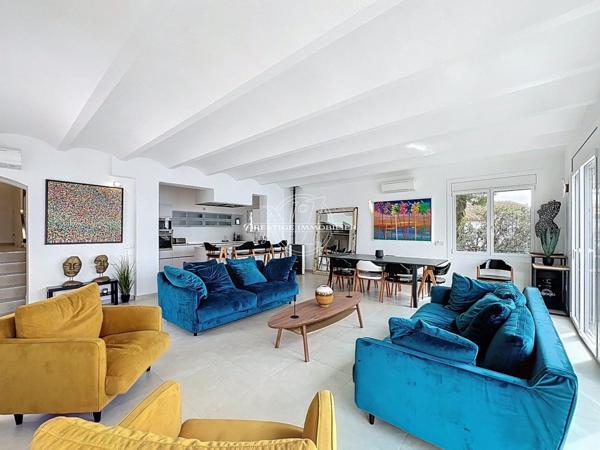 Roses – Somptueuse villa vue mer, 2ème ligne, plage 300m secteur prisé