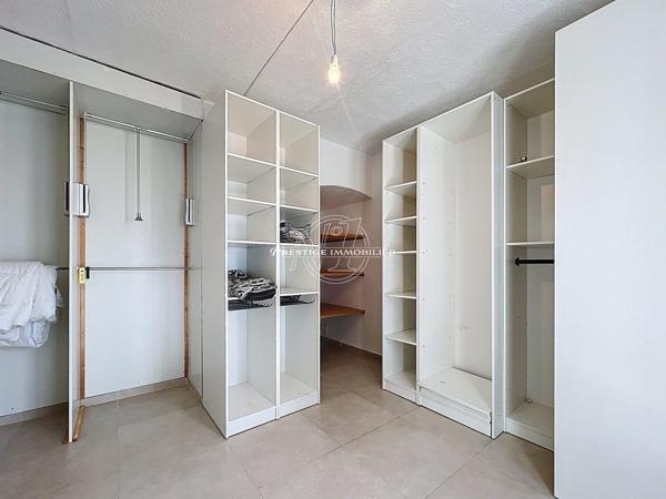 Roses – Somptueuse villa vue mer, 2ème ligne, plage 300m secteur prisé